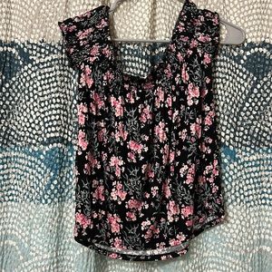 American Eagle. Blouse off the shoulder. Medium!